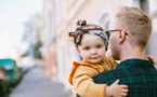 Le congé parental peine à convaincre les pères